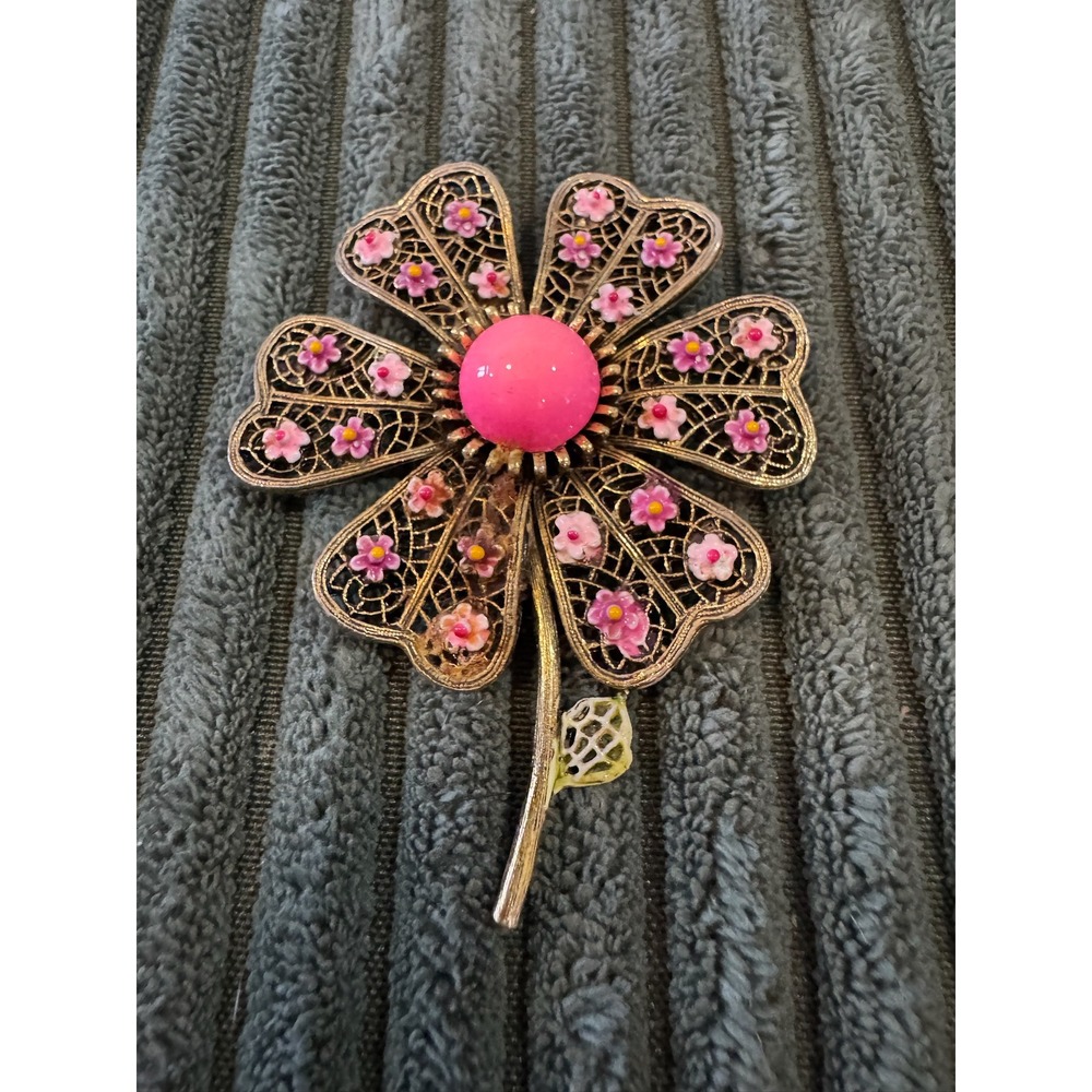 Vintage ART Arthur Pepper Brooch Flower Filigree Pink Center Pink Flowers Gold